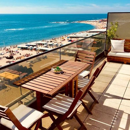 Front Beach Apartment Póvoa de Varzim Esterno foto