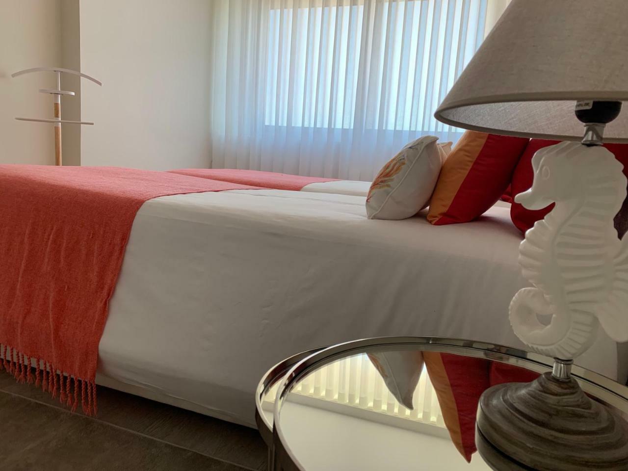 Front Beach Apartment Póvoa de Varzim Esterno foto