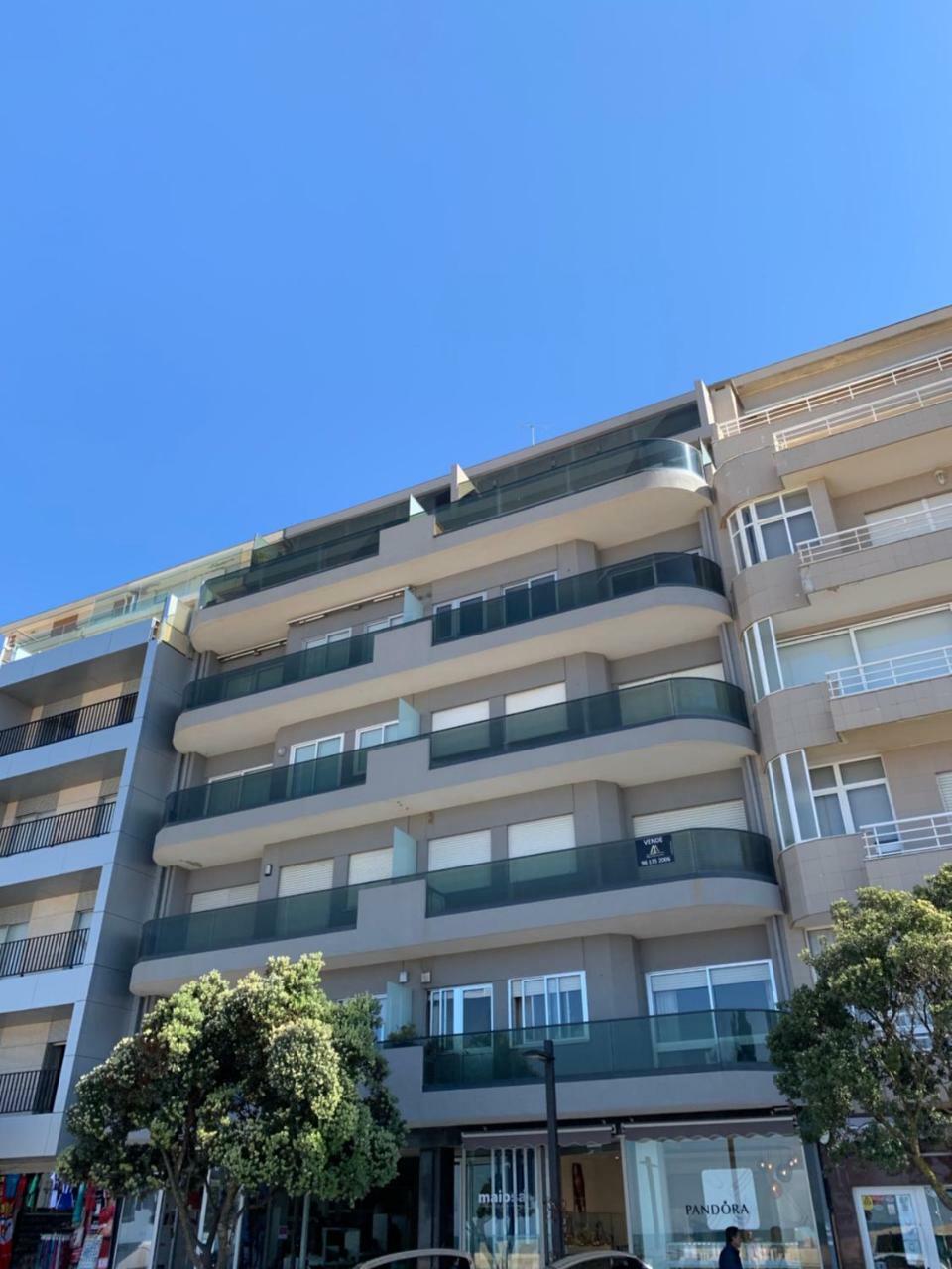 Front Beach Apartment Póvoa de Varzim Esterno foto
