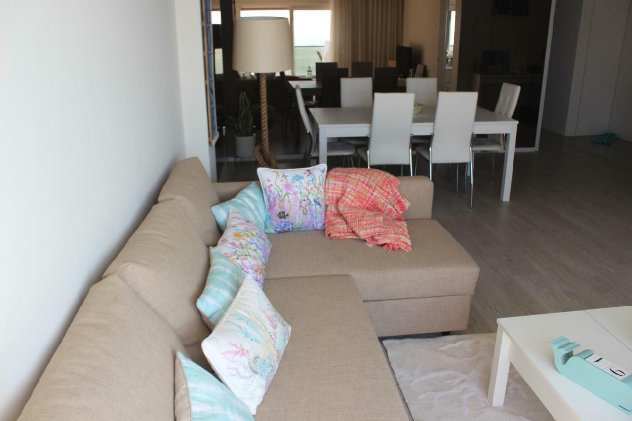 Front Beach Apartment Póvoa de Varzim Esterno foto